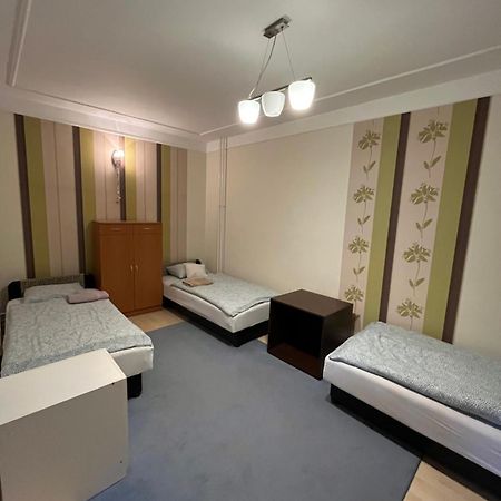 Tocc Apartman Gyál Buitenkant foto