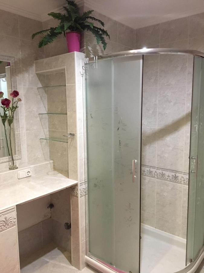 Tocc Apartman Gyál Buitenkant foto