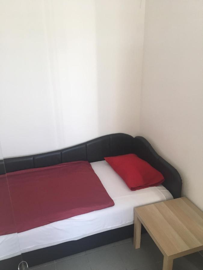 Tocc Apartman Gyál Buitenkant foto