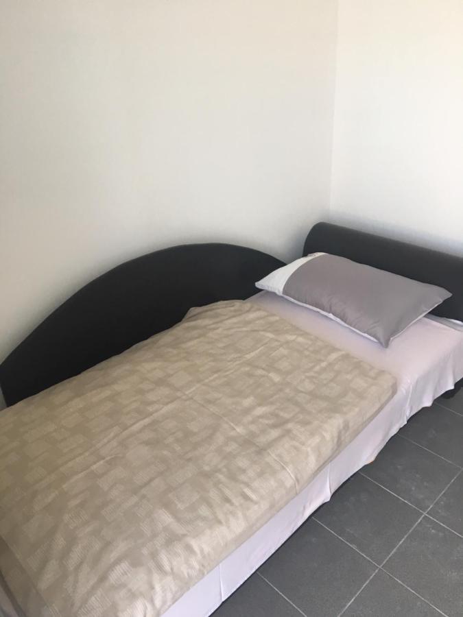 Tocc Apartman Gyál Buitenkant foto
