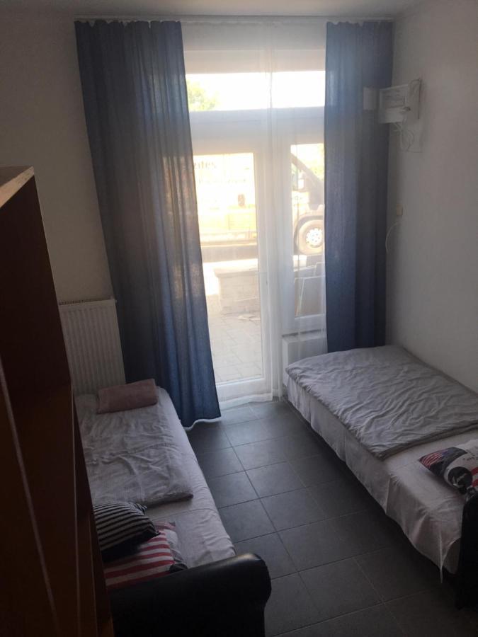 Tocc Apartman Gyál Buitenkant foto