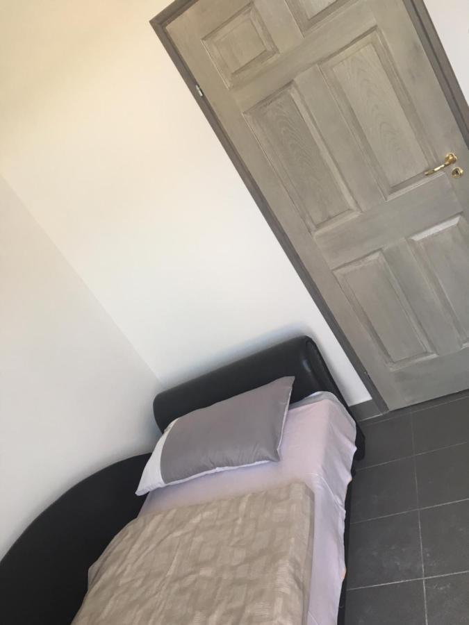 Tocc Apartman Gyál Buitenkant foto