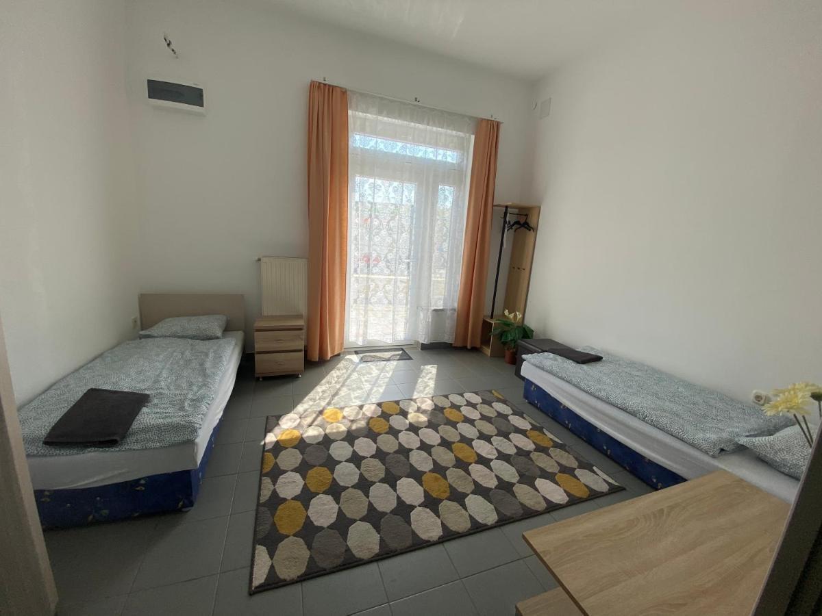 Tocc Apartman Gyál Buitenkant foto