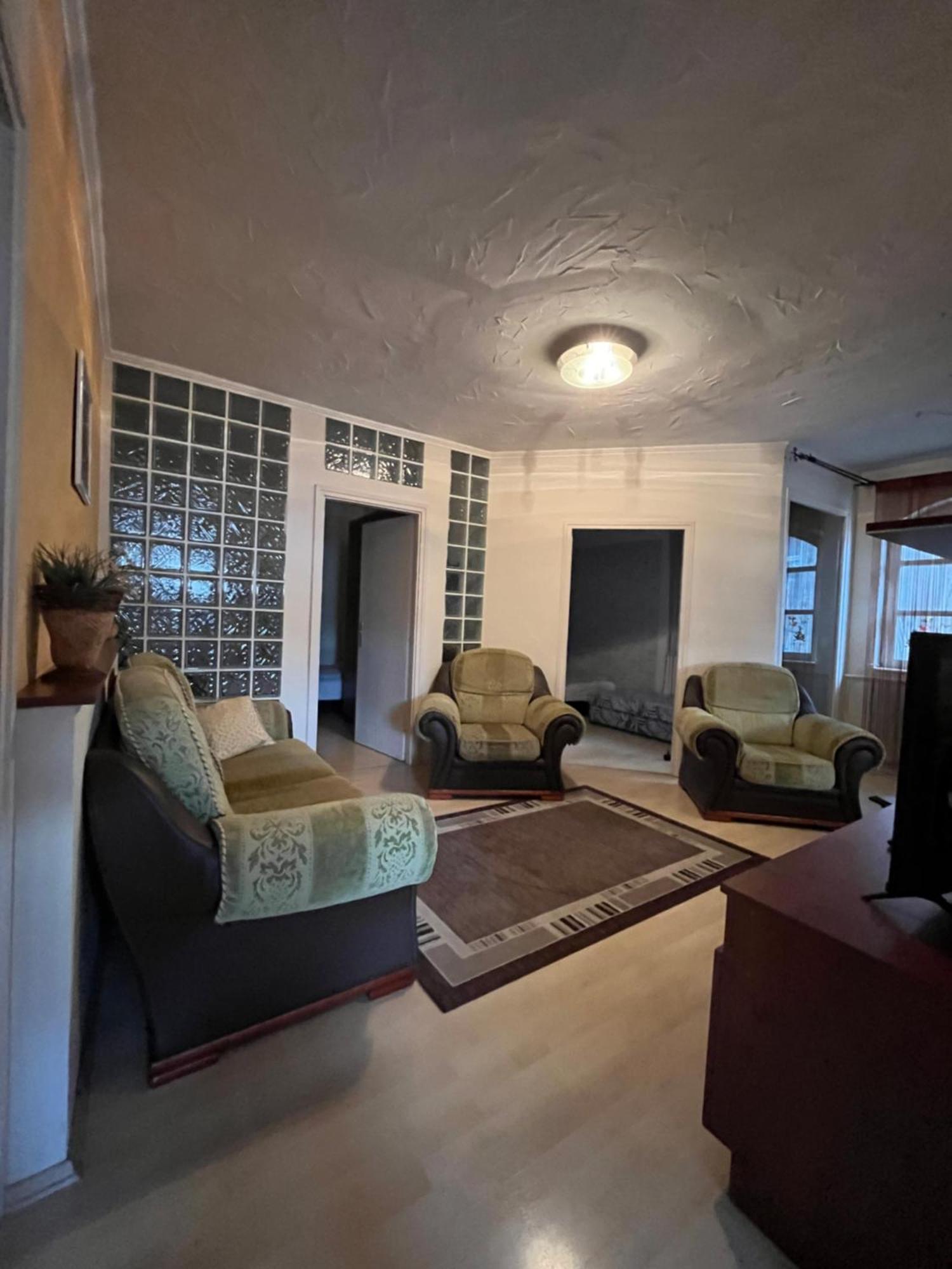 Tocc Apartman Gyál Buitenkant foto