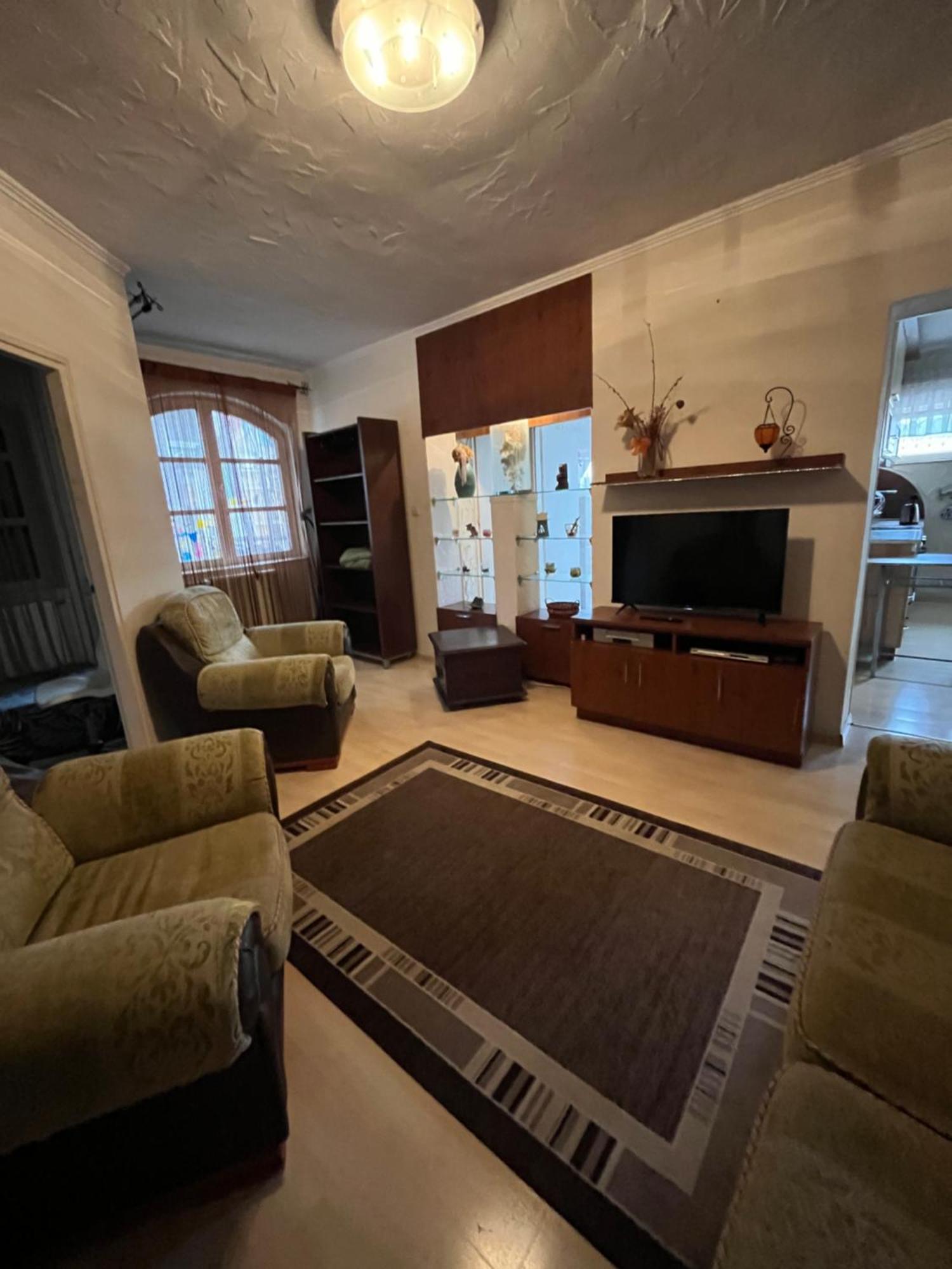 Tocc Apartman Gyál Buitenkant foto