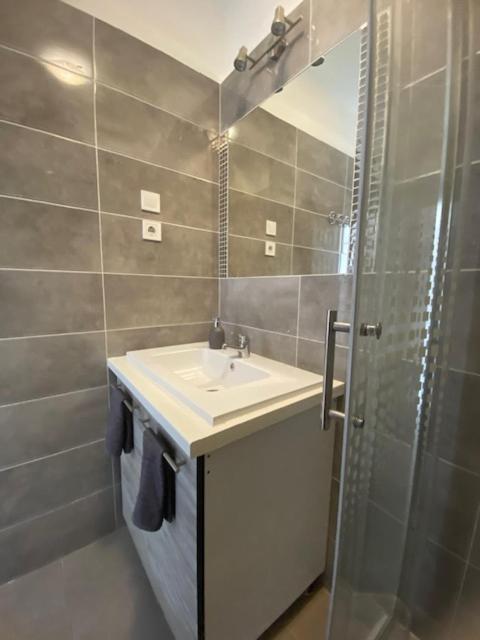 Tocc Apartman Gyál Buitenkant foto